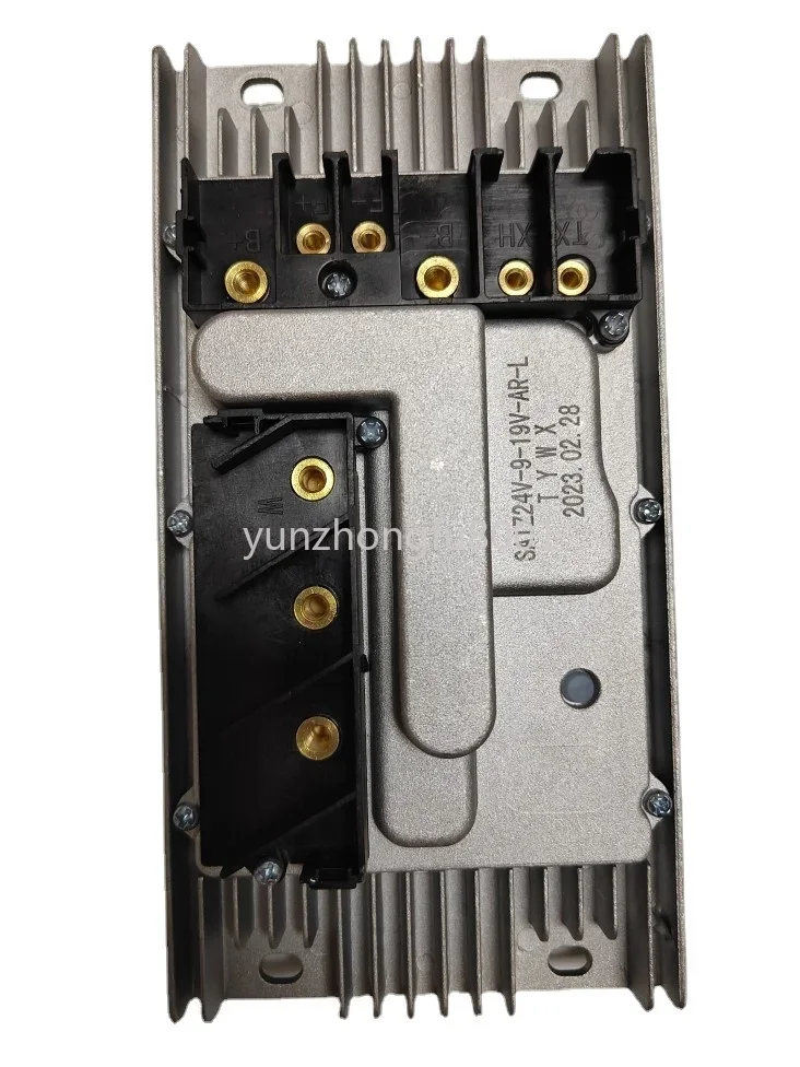 12/24v upgraded compressor drive controller for parking air conditioning in freight cars, RVs