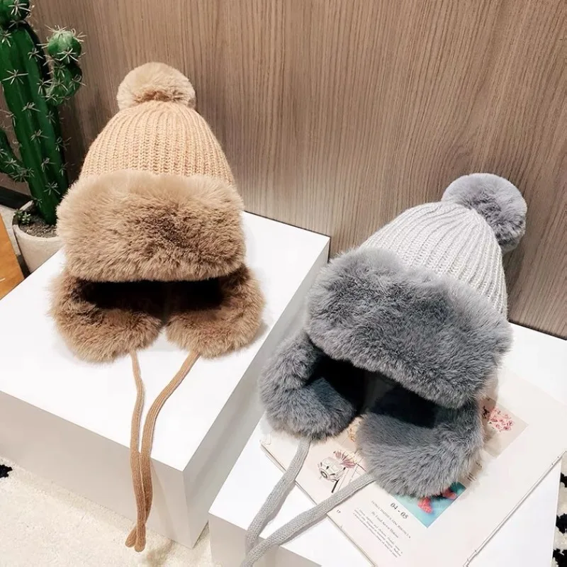 

Women's Wool Ball Knitted Wool Ear Protection Hat Winter Thickened Cold Resistant Plush Warm Winter Hat Skiing Hat