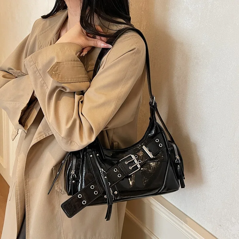 

Womens Shoulder Bag Fashion Y2K Large Capacity Soft Pu Leather Locomotive Underarm Bag Punk Style Casual Crossbody Zipper Bags