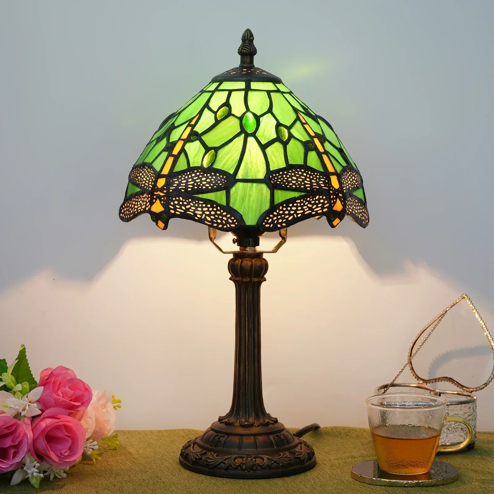 8inch 20cm Small Tiffany Table Lamp Tiffany Style Desk Lamp Stained Glass Antique Light Bedroom Bedside Lamp Retro Reading Lamps