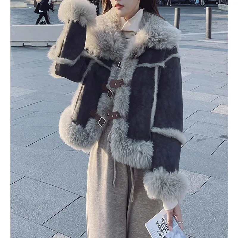 Damska kurtka z futra jagnięcego na jesień i zimę 2024, motocyklowa, ocieplana, skórzana, futrzana, mała, elegancka, wysokiej jakości płaszcz bawełniany.