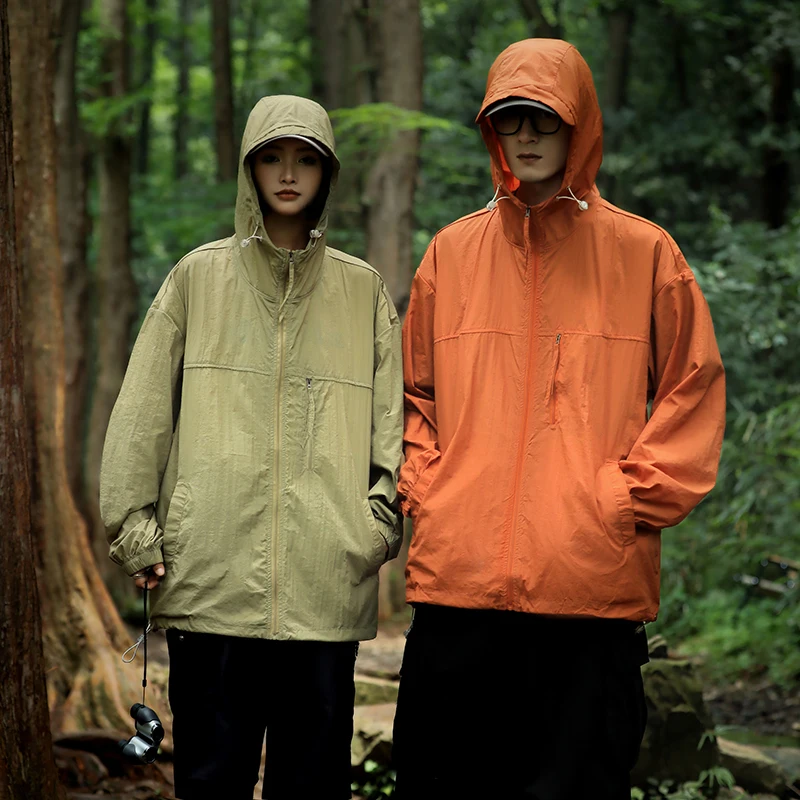 

Summer Lightweight Hooded Sunscreen Jacket Women Hiking Camping Casual Sun-protective Windbreaker Thin Anti-UV Jackets Unisex