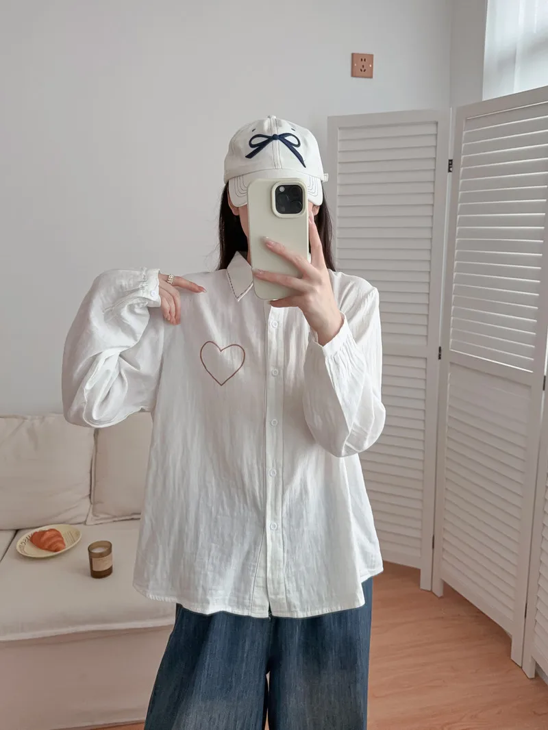 New 2025 Winter Cotton Yarn Long Sleeve Shirt, Women Turn-down Collar Embroidery, Mori Girl Age Reduction Loose Blouse T5N718CC