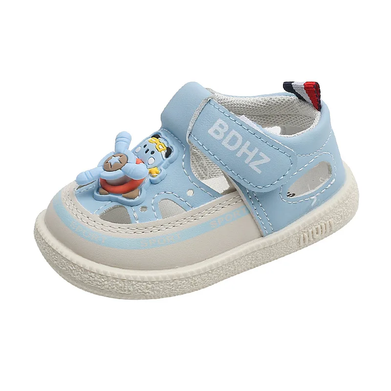 فتاة للصنادل 2025 صنادل أطفال صيفية جديدة 0-2 سنة حذاء Prewalker نعل ناعم حذاء أطفال صنادل مضادة للركل للأولاد ساندارالي أطفال