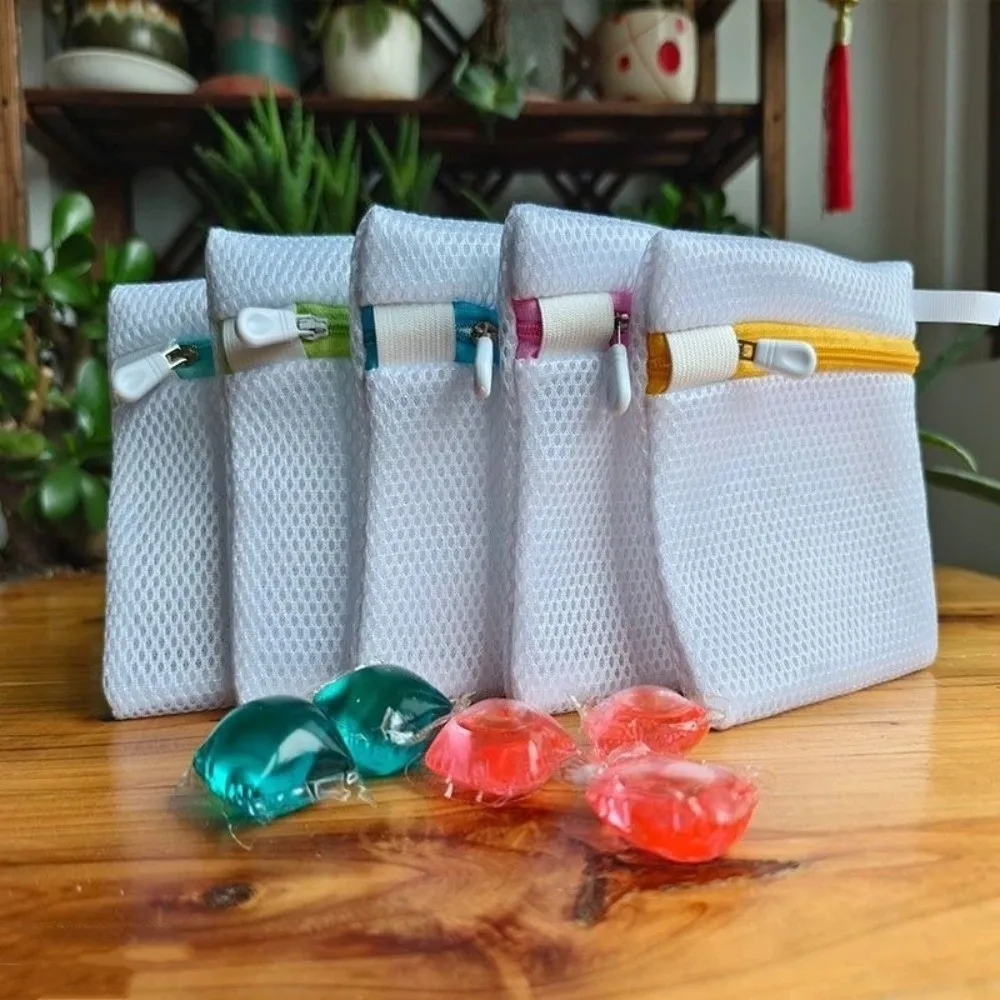 Easy Storage Mini Small Mesh Laundry Bag Single-Layer Polyester Machine Zipper Bag Zipper Mesh Laundry Pods Washing Pouch Travel view 4