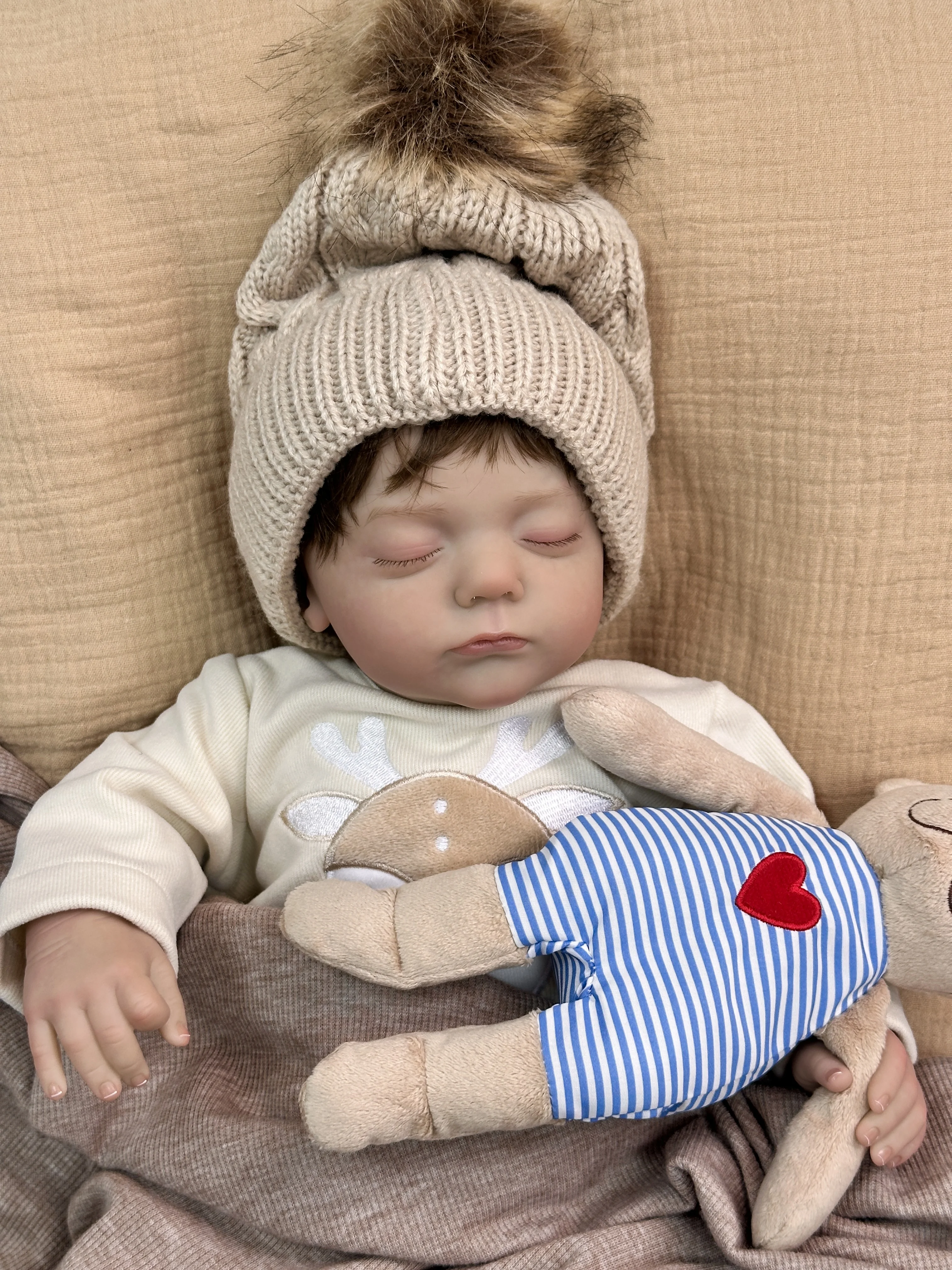 Cokela 20 Zoll/50 cm echte Babypuppe Real Soft Touch Baby realistische Silikon-Reborn-Babypuppe mit handimplantiertem Kunsthaar