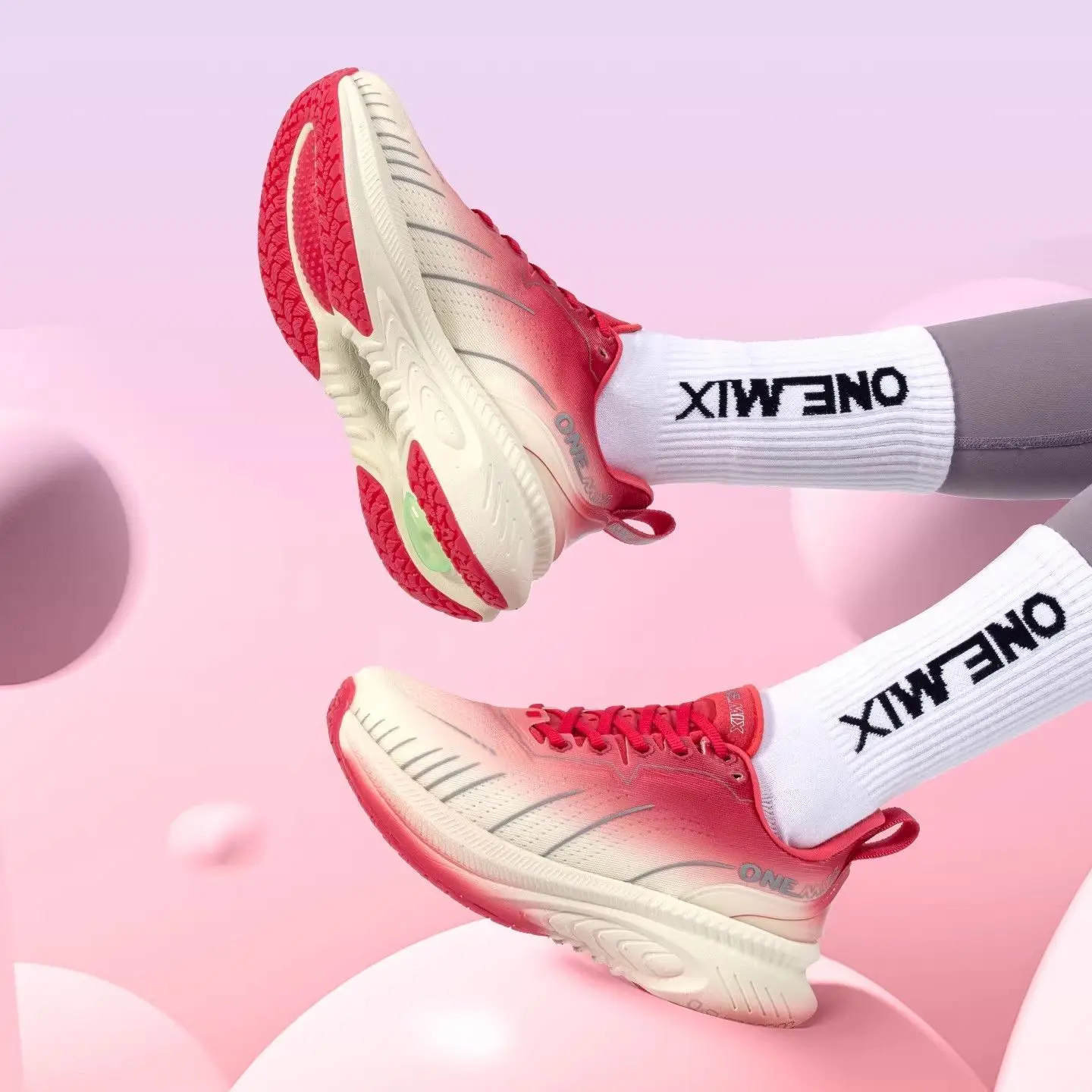 

ONEMIX Ultra-Lightweight Cushioned Sports Shoes – Breathable Jogging & Running Sneakers for Men and Women