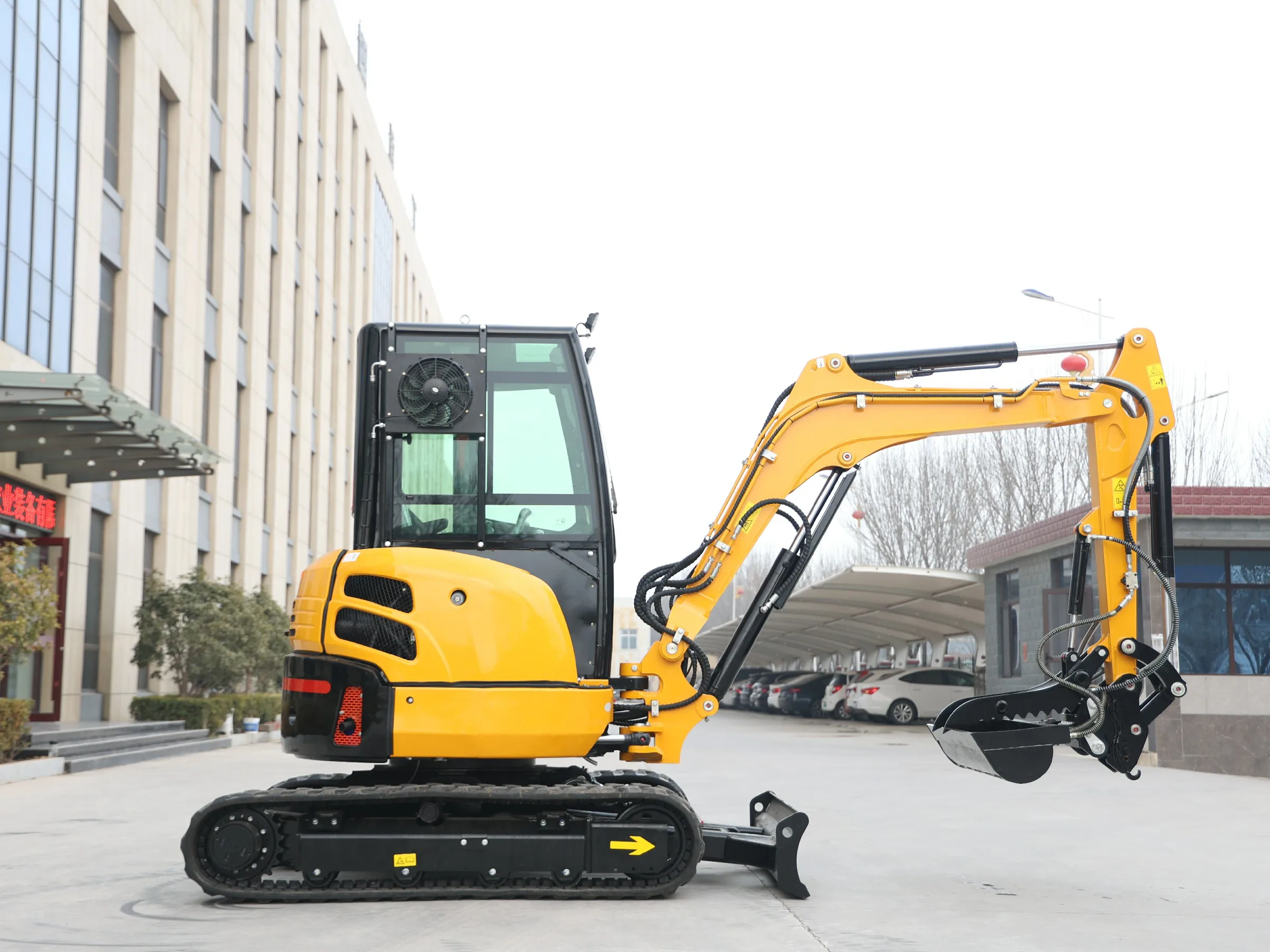 

Customized Household Excavator Mini Digger Electric Mini Excavator For Sale With CE Multifunctional Micro Baggger 3.5 Ton Diesel