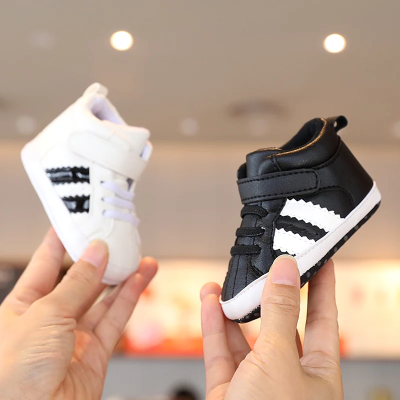 2024 Newborn Baby Shoes Boy Girl Classical Sport Soft Sole PU Multi-Color First Walker Casual Sneakers White Baptism Shoes