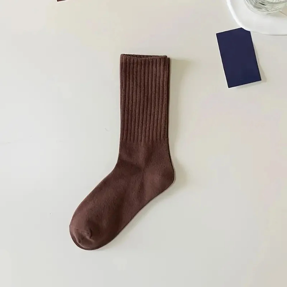 5/6 pairs Unisex Casual Plain Color Socks Fashionable Versatile Breathable Crew Socks Casual Sport Combed cotton Men Women Socks