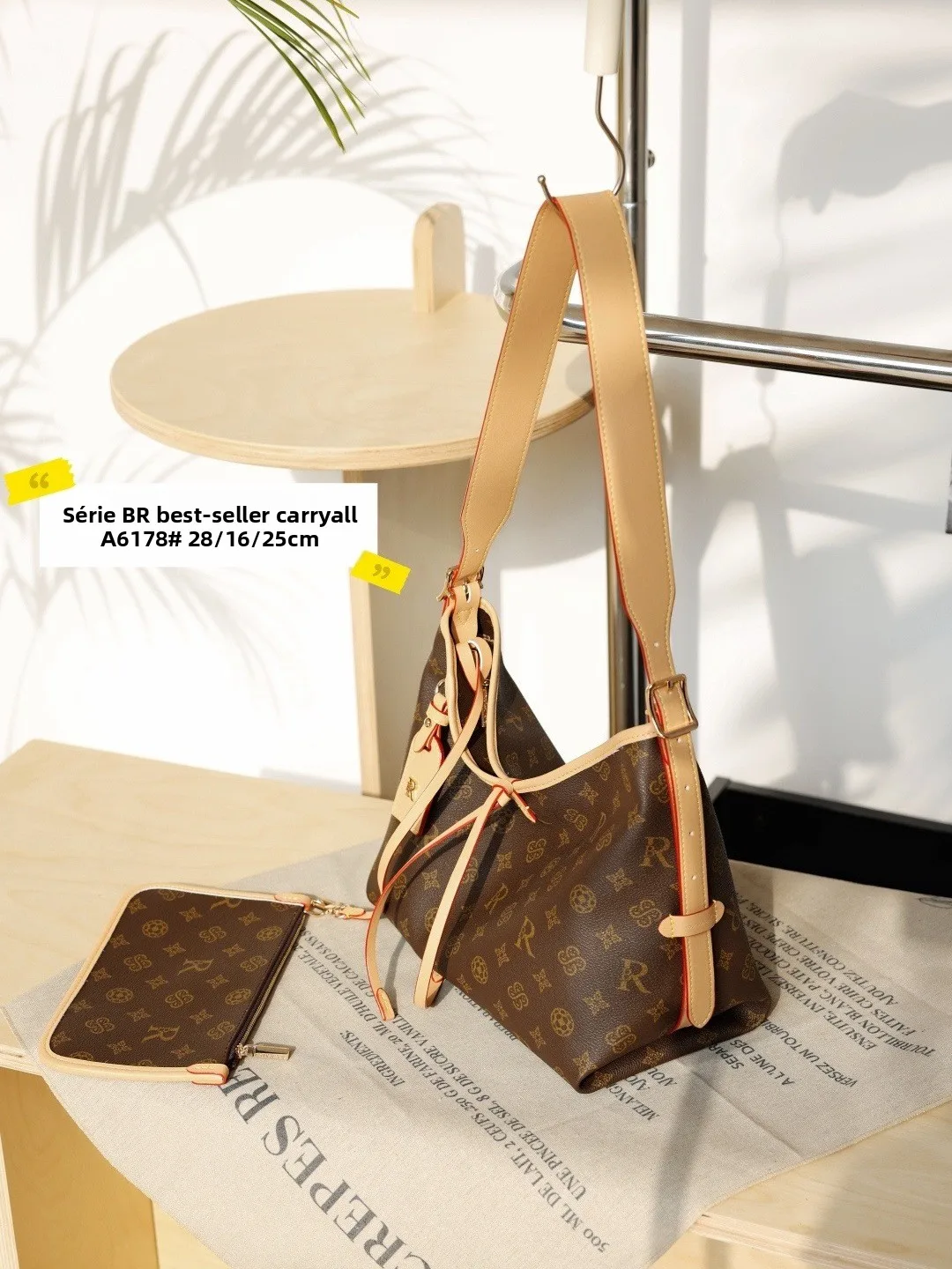 fashionable-versatile-women's-crossbody-bag-single-shoulder-bag-underarm-design-high-end-feelings-bone-design-bucket-bag