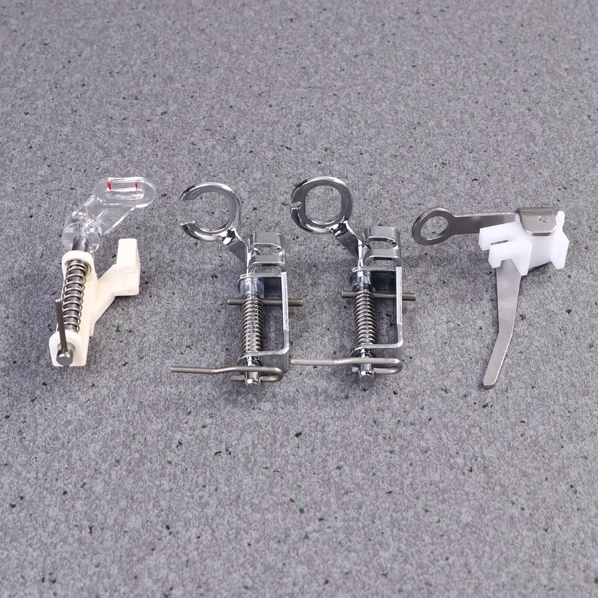 

4 Pcs Sewing Machine Presser Foot Universal Free Motion Quilting Embroidery Durable High Quality Fits Low Shank Domestic