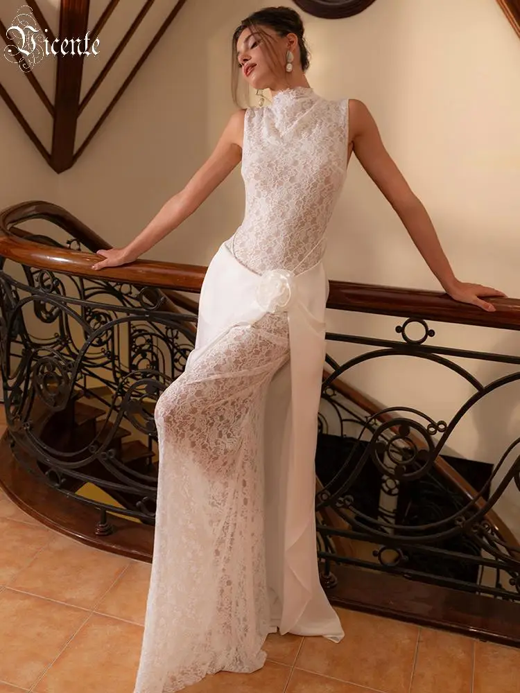 VCガーデンウェディング エアリーグレース ホワイトレース＆シフォン アシンメトリーマキシドレス フラワーディテール付きイブニングガウン