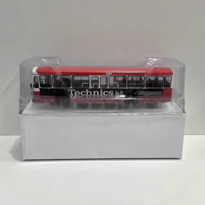 IXO 1/43 ペガソ 6033 バス 合金＆プラスチック製 シミュレーションカーモデル 静態コレクション 装飾 ホリデーギフト おもちゃ 記念品