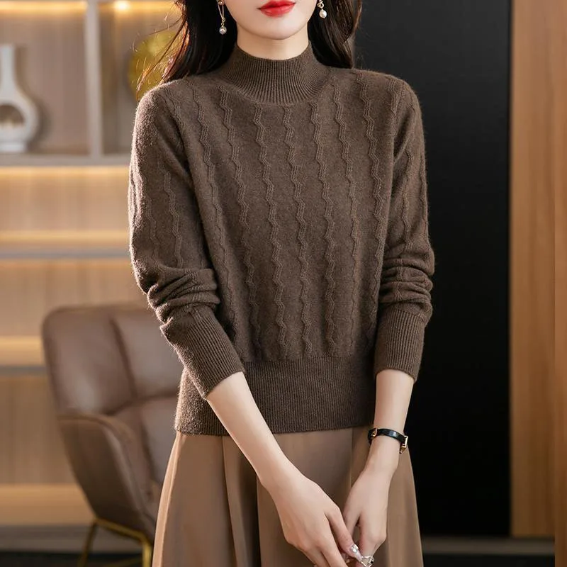 New Autumn/Winter Fashion Korean Edition Thickened Solid Jacquard Small Half High Neck Top Short Loose Versatile Style Sweater