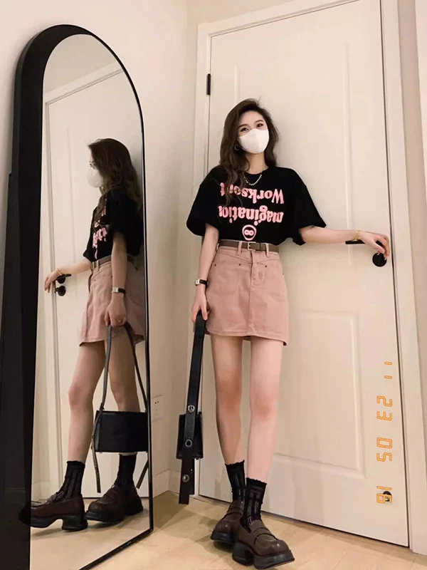 

Summer Anti-Aging Dopne Women's Faion ort Sve T-irt Slimming Pink Denim Skirt Two-Piece Set round Ne ort...