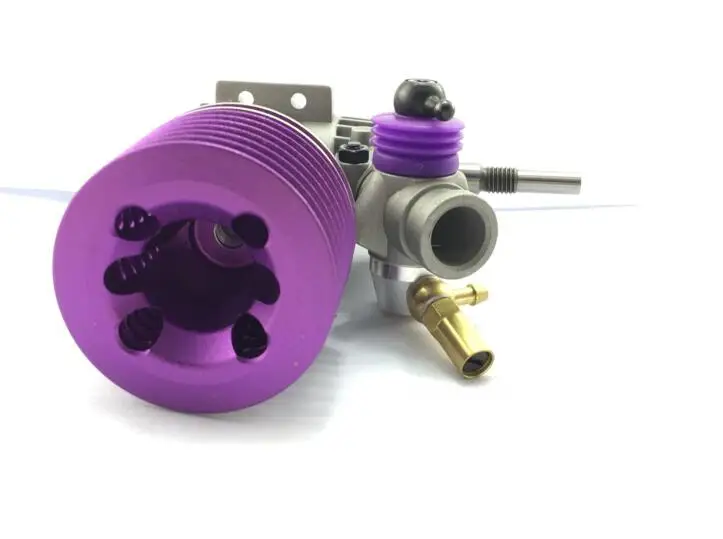 Adatto per modellini di auto telecomandate con motore a metanolo Traxxas scala 1/10 di 18 dimensioni; un accessorio dedicato per motori di potenza.