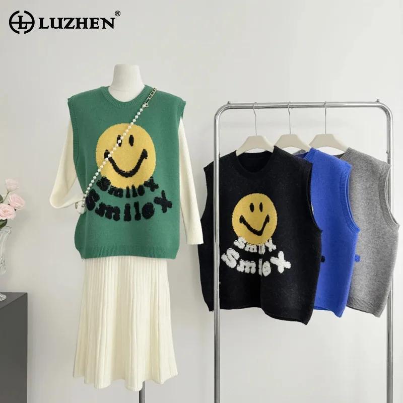 LUZHEN 2024 New Fashion Korean Smiling Face Pattern Sleeveless Knitted Vest Women's Original Casual Loose Casual Sweater AA2666