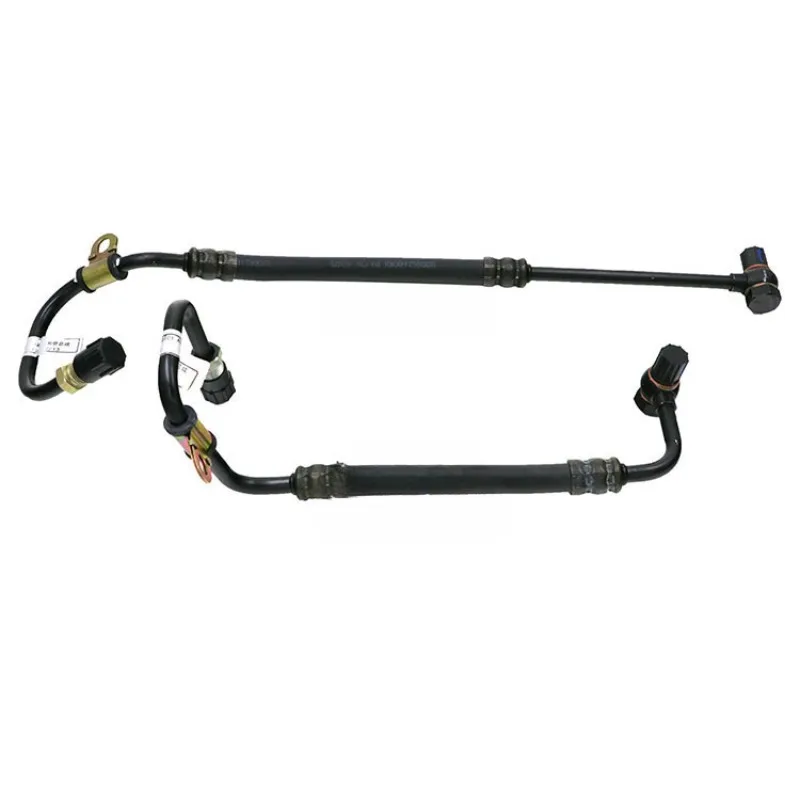 

1PC Inlet and Outlet Pipe 1.6 Rows for Dong Feng Aeolus S30 H30 CROSS