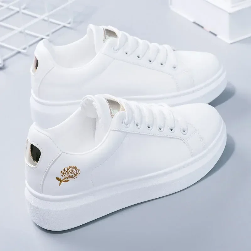 Schuhe 2024 Frauen laufen Frühling Herbst Mode weiß atmungsaktiv bestickte Blume Schnürung lässige Turnschuhe Zapatos de Mujer