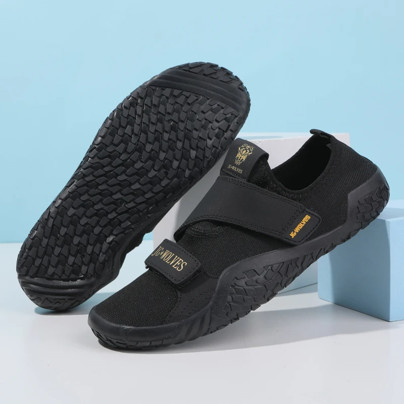 2025 New Unisex Weightlifting Portable Athletic Shoes Soft Bottom Trainers Anti-slip Gym Beach Sneakers Sumo Sole