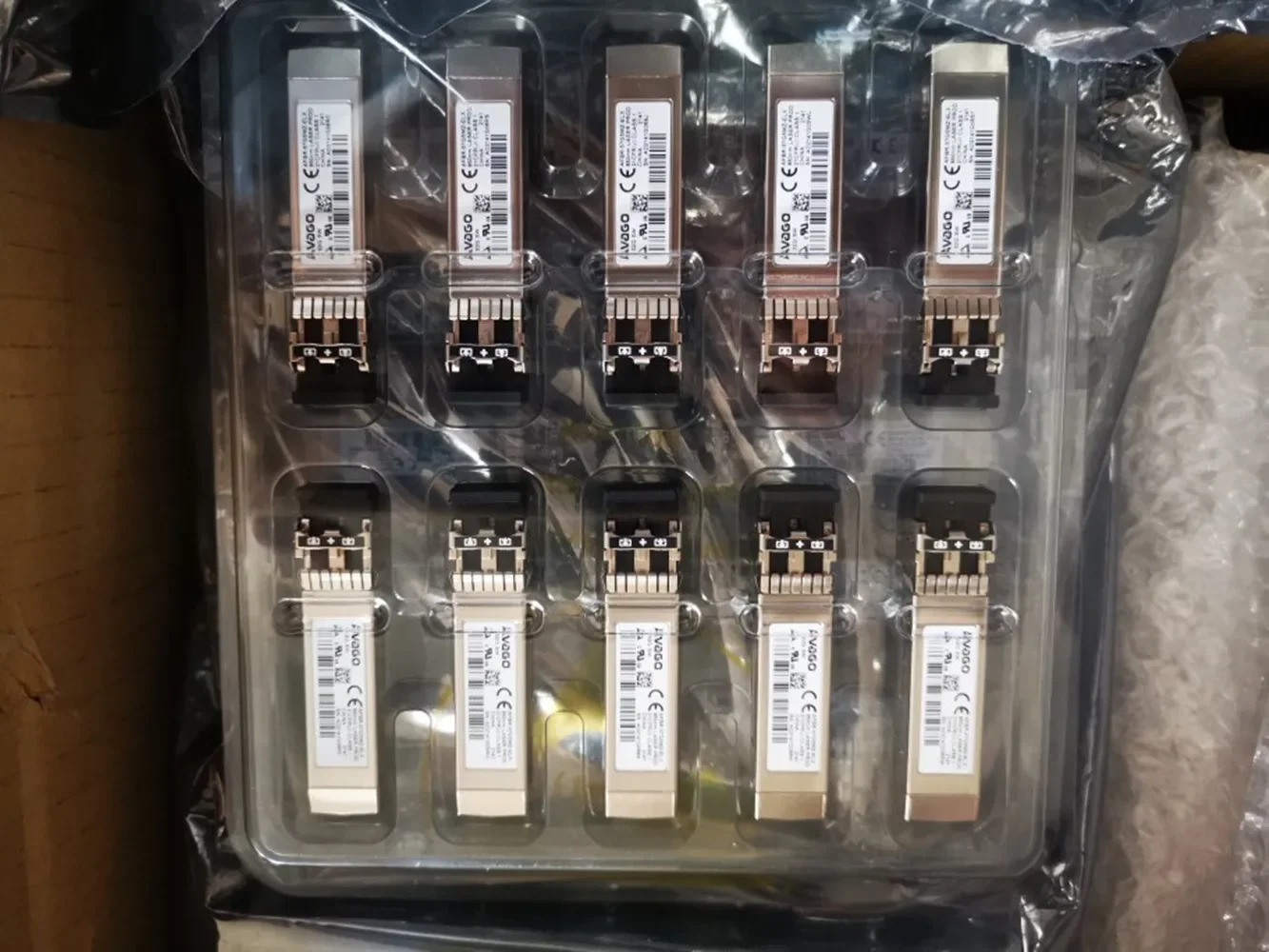 new-emulex-32g-fiber-sfp-afbr-57g5mz-elx-32g-850nm-sfp-hba-module-lpe32000-lpe32002-m2-lpe35002-32g-sr-transceiver-hba-module