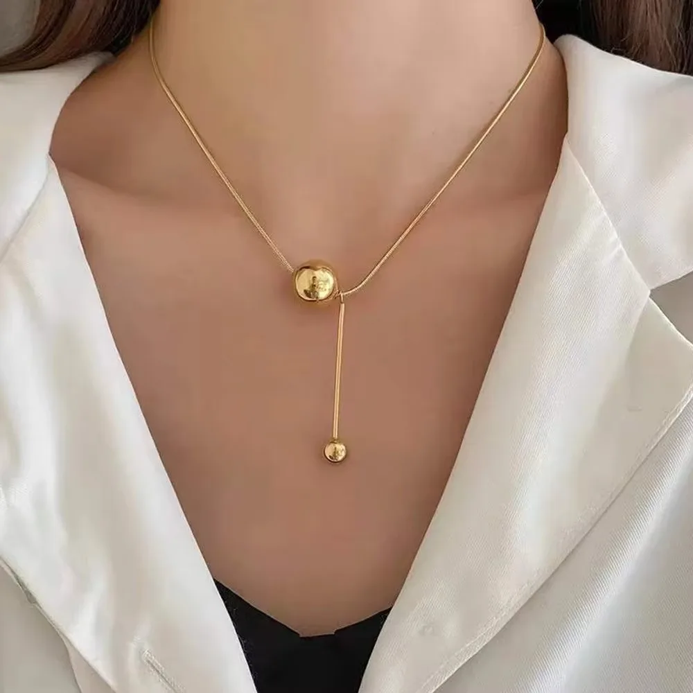 Charm Fashion Gold Color Metal Ball Pendant Necklace for Women Temperament Design Long Collar Jewelry Accessories Party Gift