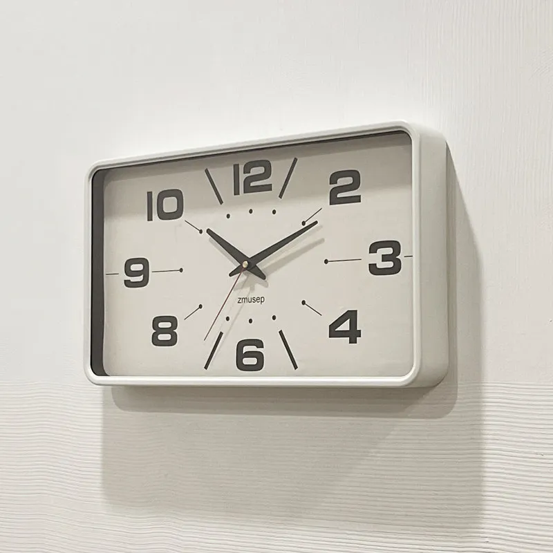 For Zhong Mushi metal rectangular clock living room simple atmosphere wall clock retro silent quartz clock