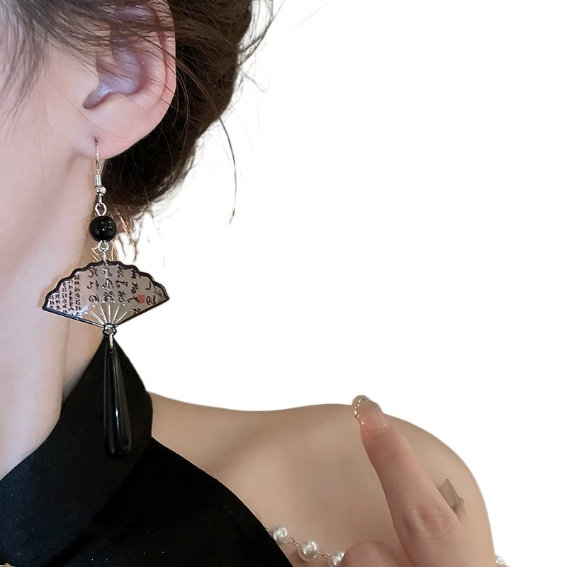 

*New Chinese style black fan earrings for women in summer, cool and classical
