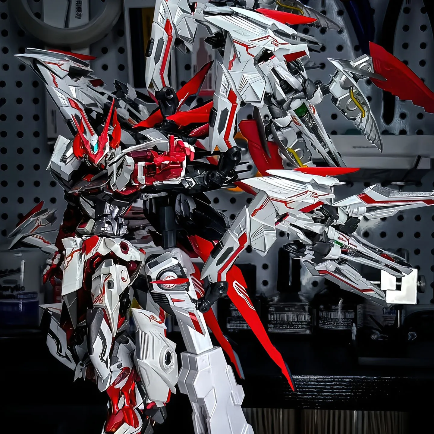 DABAN Red Dragon Heresy 1/100  - Model Kit Daban 评论和价格