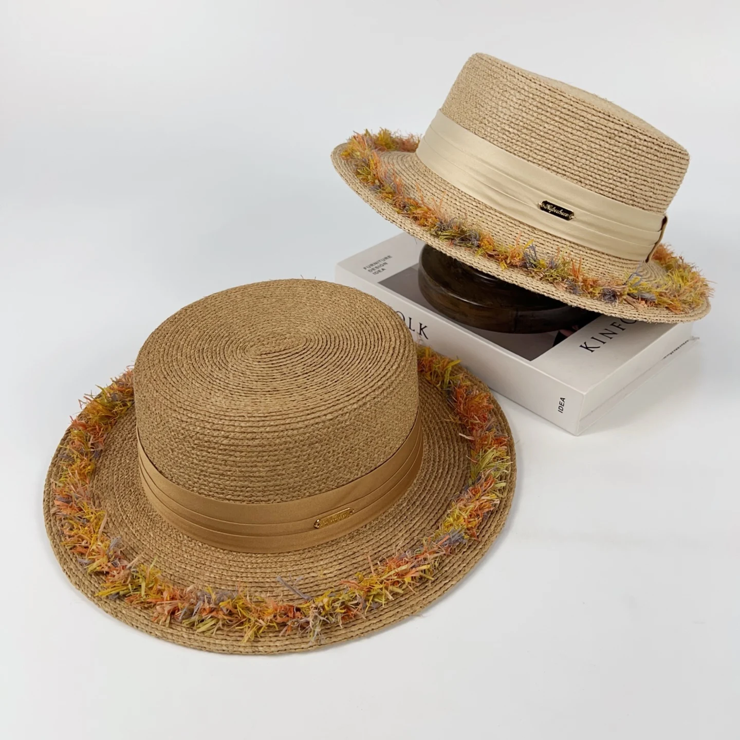 summer-ladies-straw-hat-woven-raffia-fashionable-sun-protection-flat-top-wide-brim-beach-sunshade-small-gift-hat-casual-style