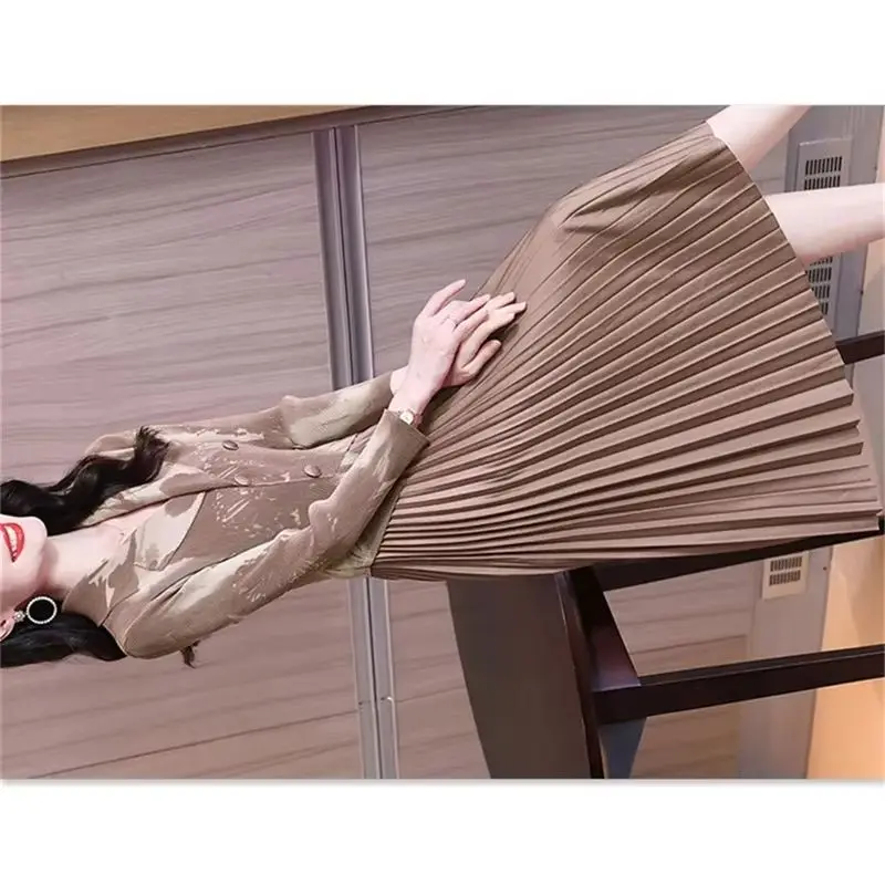 

Эластичность 2026, осенний новый костюм с французским принтом, воротник, плиссированные платья, искусственное платье из двух предметов, платье трапециевидной формы с длинными рукавами, весна