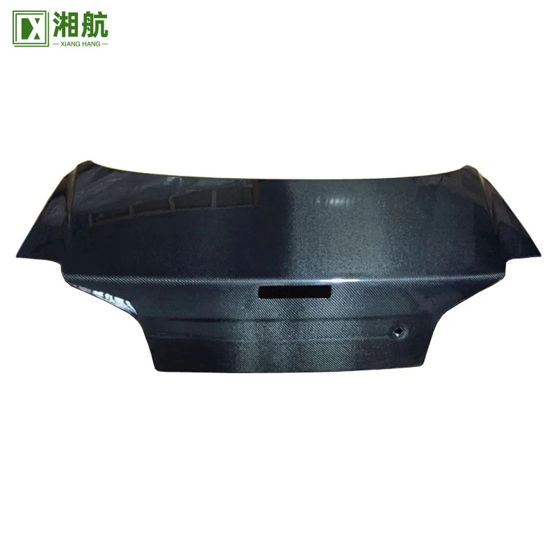 Suitable for 1999-2002 Nissan R34 GTT GTR original carbon fiber tail cover with light position
