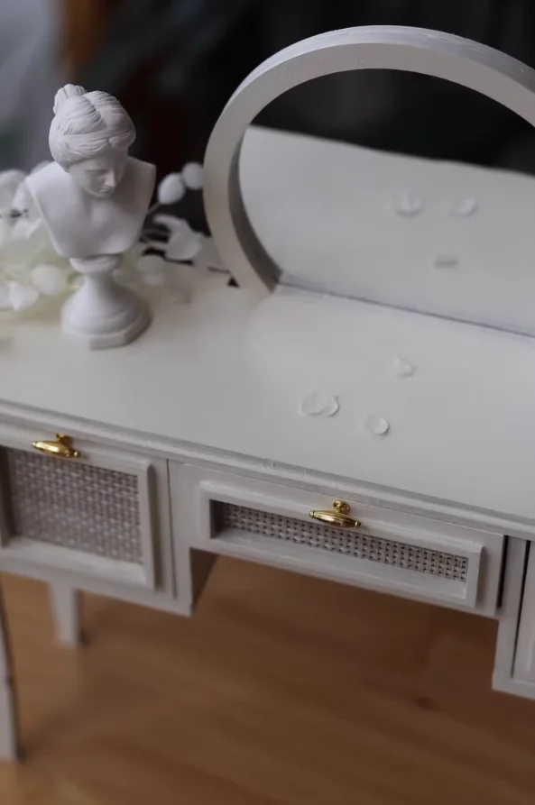 1/6 poppenhuis mini-meubels |   Franse romige vintage dressoirtafel opbergkast |   DIY Materiaal Kit Pack Handgemaakte BJD Decor