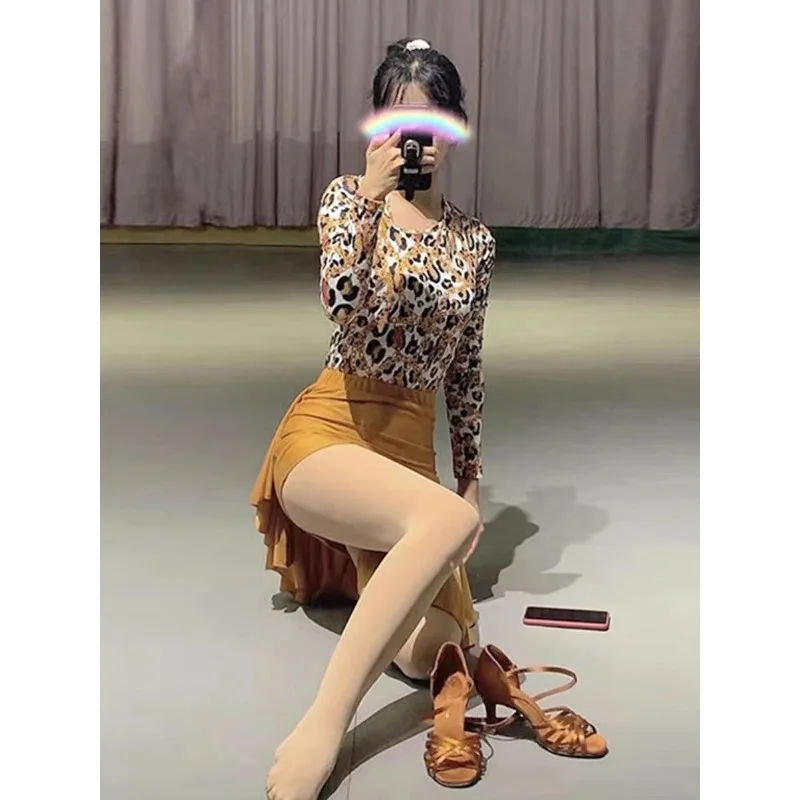 여아용 고급 라틴 댄스 드레스 가을 및 겨울 신상 긴 소매 레오파드 프린트 연습 드레스 세트