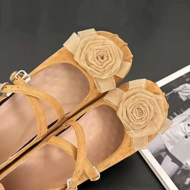 

2026 French Flower Ballet Flat Shoes with An Inner Height Increase of 7cm, Vintage Mary Jane Shallow Mouth Women's Shoes