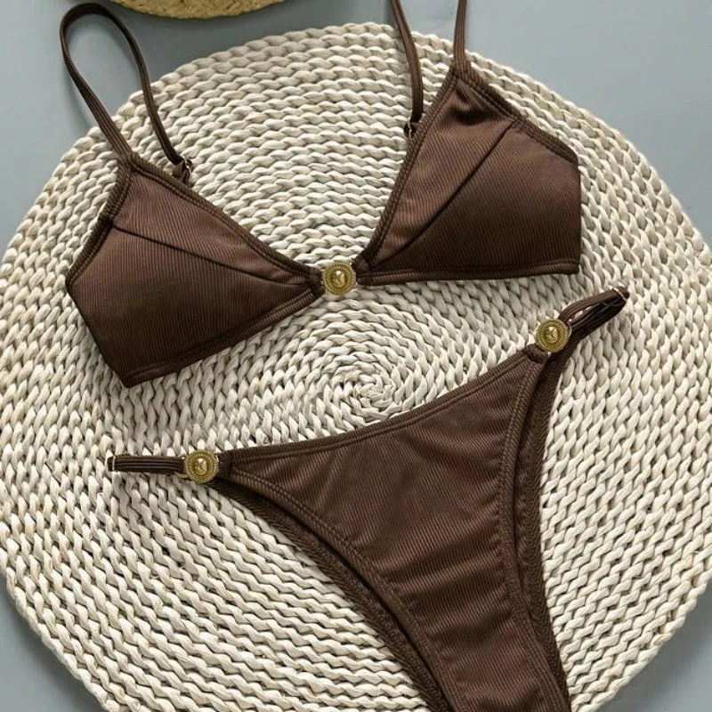 Sexy Coffee Bikini Set Women Pearls Metal Chain Pleate Push Up Bra Thong Swimsuit 2026 Summer Bathing Suit Backless Swimwear