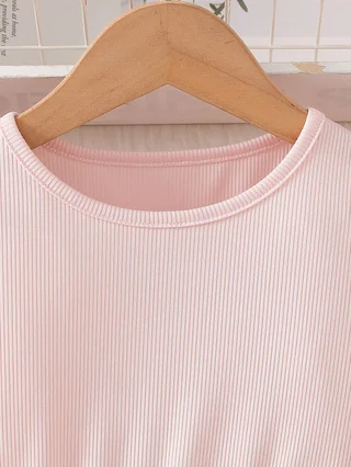 Helles, rosa Tüll-Tutu-Kleid für kleine Mädchen mit Schneeflocken-Stickerei, Rundhalsausschnitt, Rüschenärmel, ideal für festliche Anlässe. – Detail 4