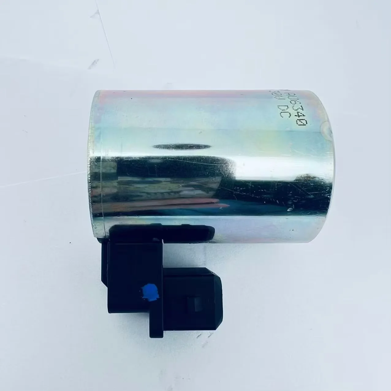 

Электромагнитная катушка насадок для вилочных погрузчиков Linde 0009736500, высококачественные детали на складе