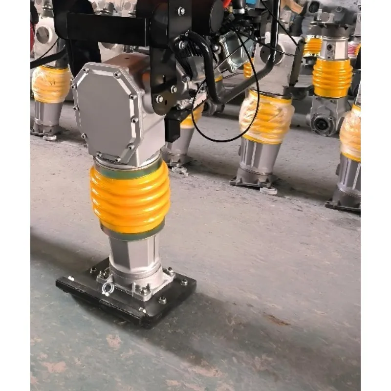 Earth Rammer Soil Compactor  65kg Aluminum Tamping Rammer 40cm Depth Construction