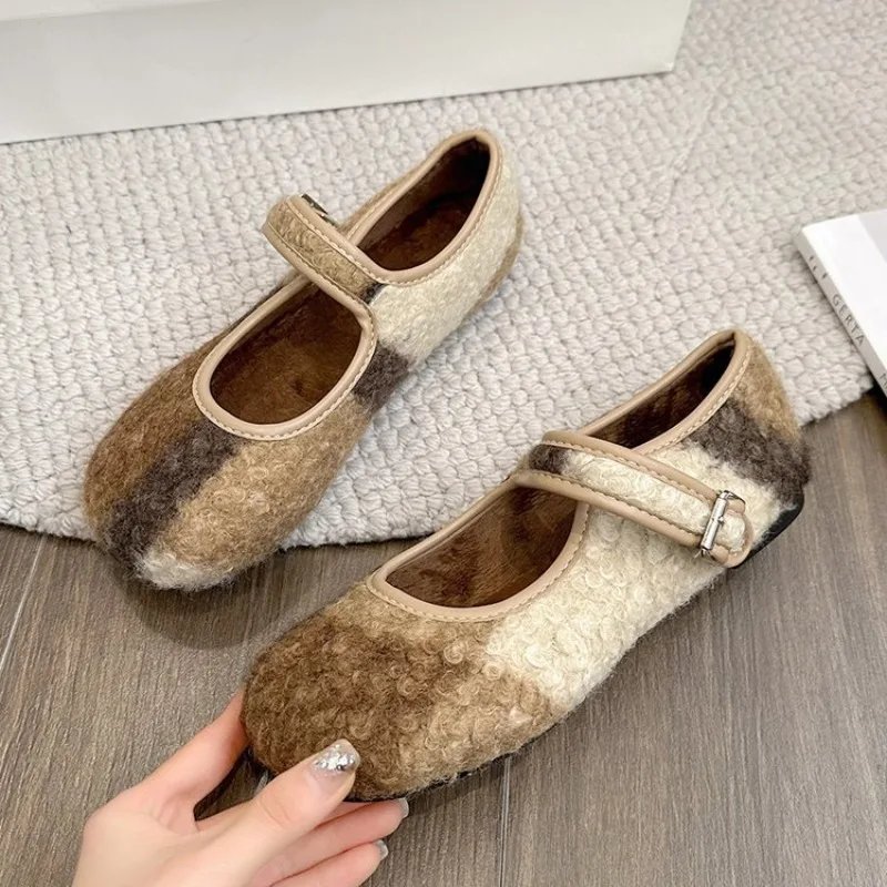 

Уютные балетки из овечьей шерсти с круглой головкой, женские теплые туфли Мэри Джейн с плюшевым мехом, женские брендовые дизайнерские элегантные пушистые плюшевые лоферы