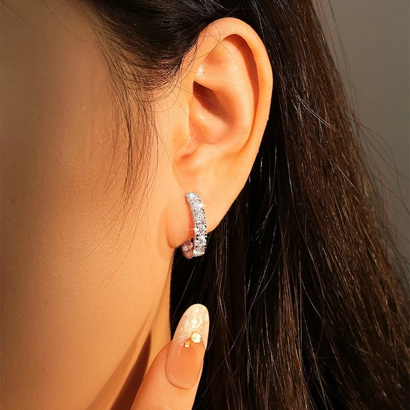 Rrjzz Brillante Creolen mit Moissanit in D-Farbe für Damen, 2CTTW VVS1, im Labor gezüchteter Diamant, Huggie-Ohrringe, GRA-Schmuckgeschenke – Detail 17