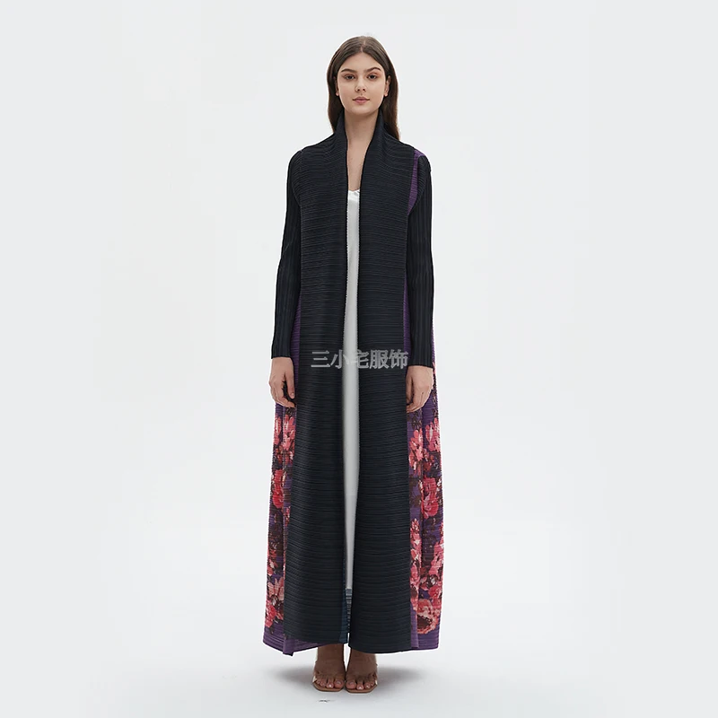 Autumn New Women\'s Long Coat Retro Side Print Black Long Sleeve Folded Neck Loose Abaya Windbreaker Robe