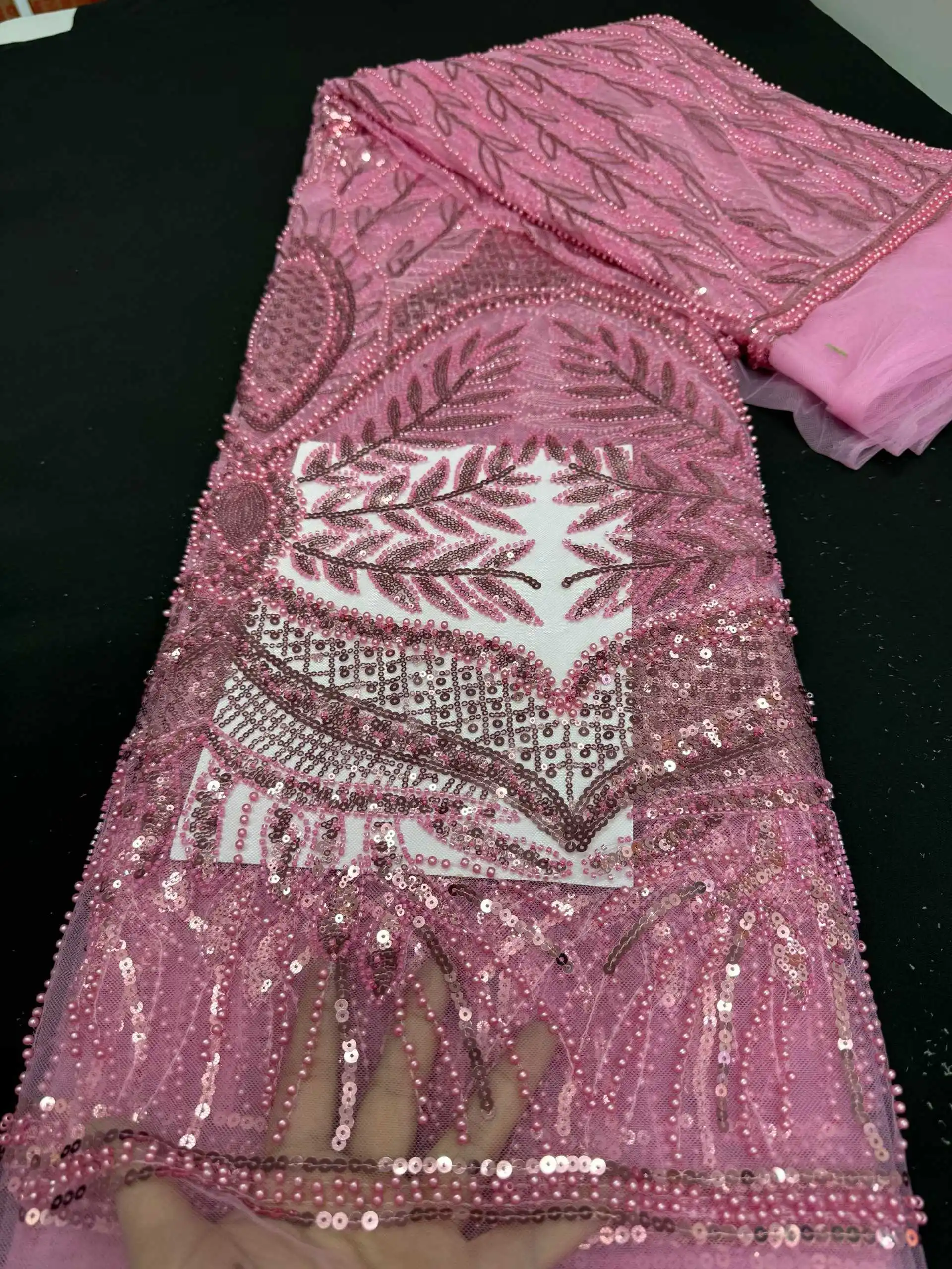 African Elegant Bea…