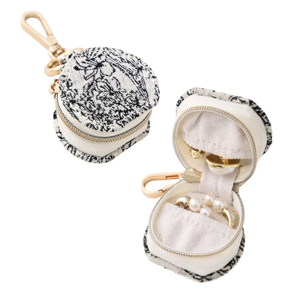 

Mini Jewelry Box Keychain Semi-circular Earring Organizer Portable Ring Box Jewelry Display Storage Case Travel Bag Pendant