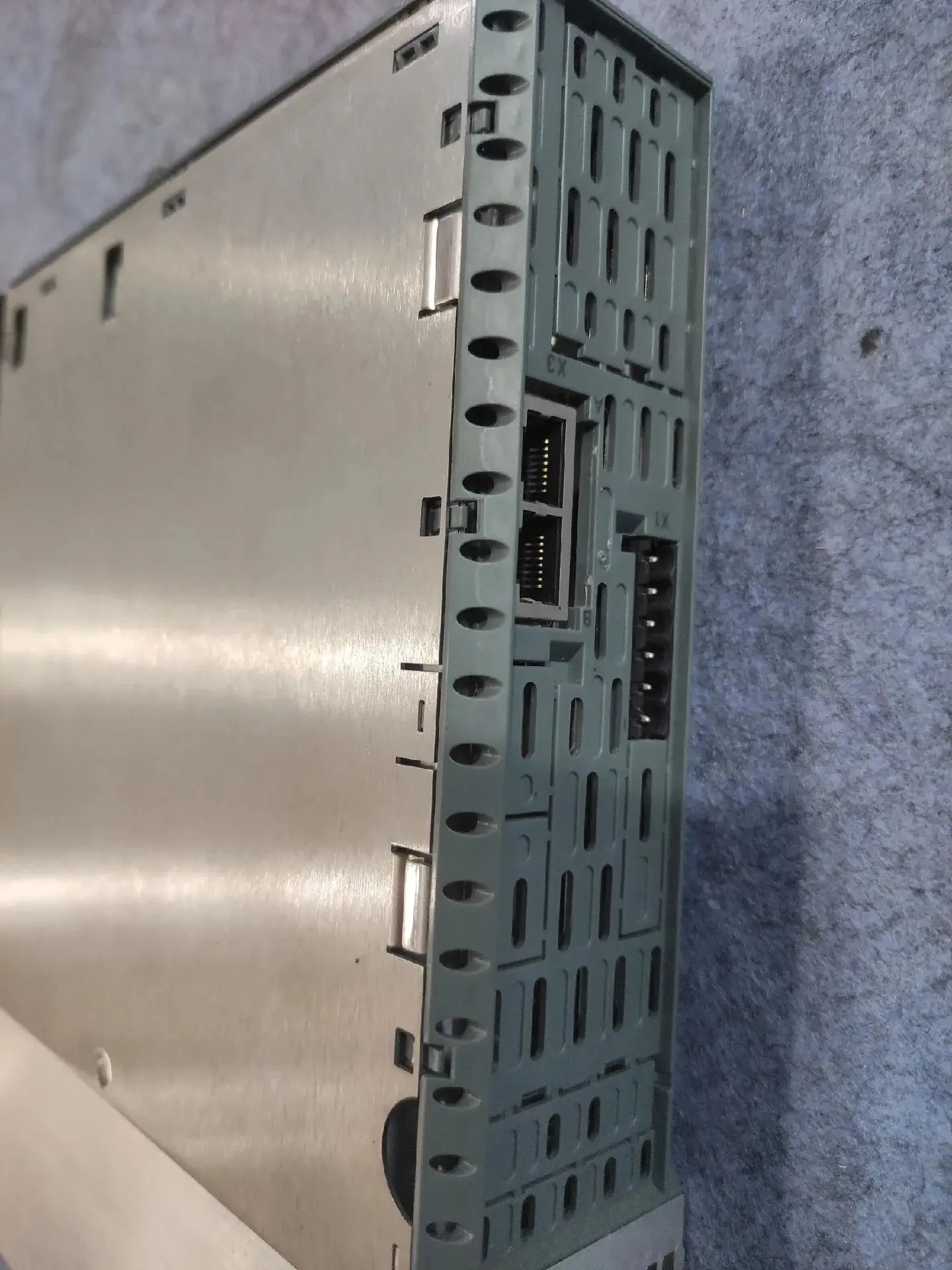 8B0P0110HW00.000-1 Сервопривод для B&R