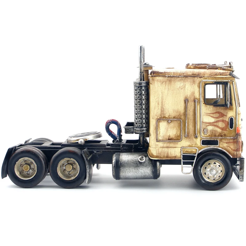 Retro Iron Art Truck Head Freight Car Head Model Crafts Adult Classic Collection Ornament Gift Souvenir Toy Spot