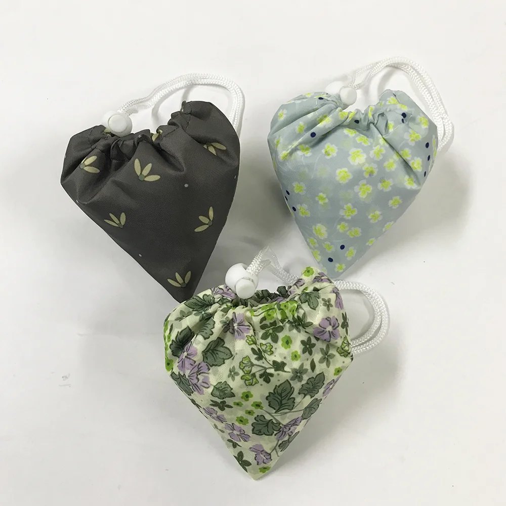 Exquisite Stylish Full Page Pattern Foldable Strawberry Bag Wholesale Lightweight Recycled T-shirt Bag Trendy Vest Style Handbag