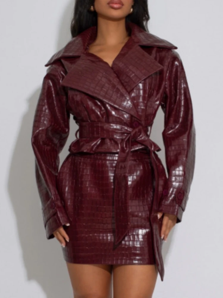 أطقم تنورة أنيقة من البولي يوريثان مع حزام طية صدر السترة وأكمام طويلة وسترات مقسمة وسحابات تنانير صغيرة ربيعية أنيقة ملابس الشارع الشهير للسيدات الحضرية