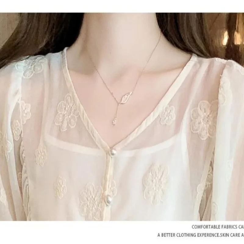 Printing Minimalist Fashion Casual Summer Women's 2024 New Pullover V-neck Spliced Button Loose Comfortable Lantern Sleeve Tops